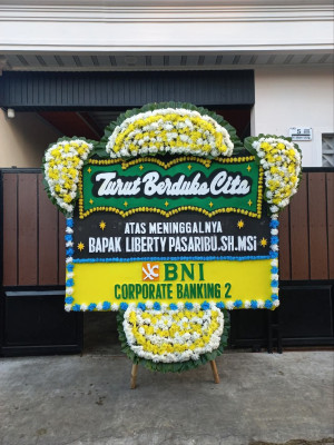 Papan Bunga Duka di Rejotangan