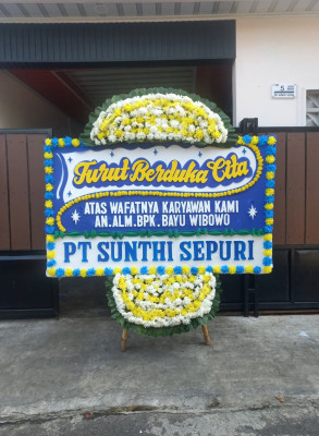 Papan Bunga Duka di Rejotangan